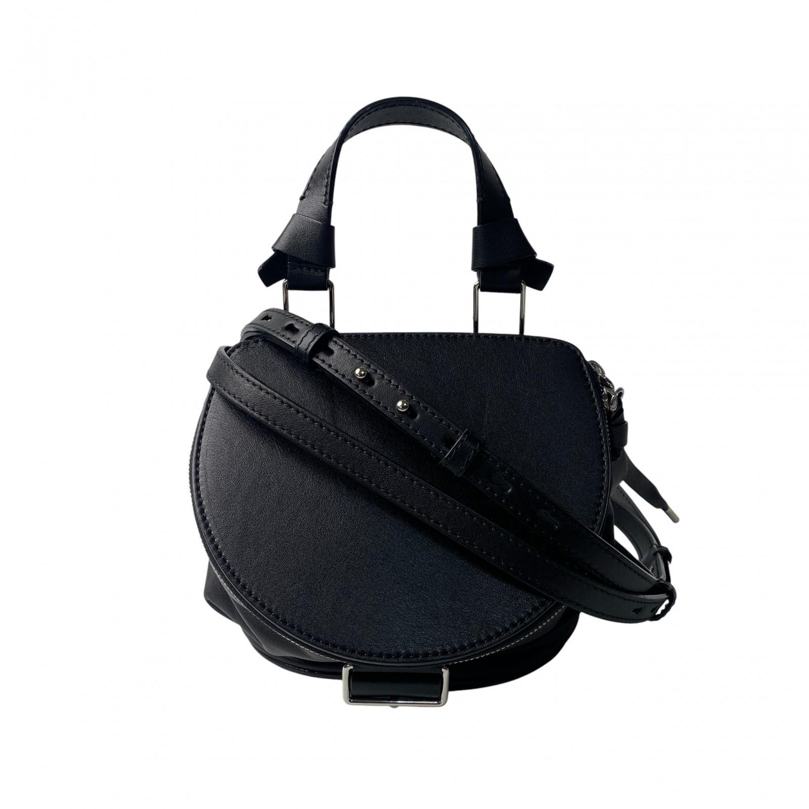 Вживана Сумка на плече BALLY чорна шкіра Жіноча
Вживана Сумка на плече BALLY чорна шкіра Жіноча