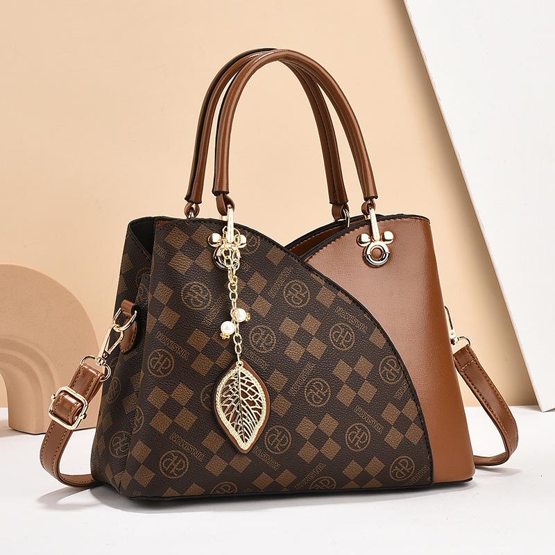 Bag Women s 2025 New Portable Ladies Mom Bag Premium Large Capacity Bag One Shoulder Crossbody Bag
Bag Women s 2025 New Portable Ladies Mom Bag Premium Large Capacity Bag One Shoulder Crossbody Bag