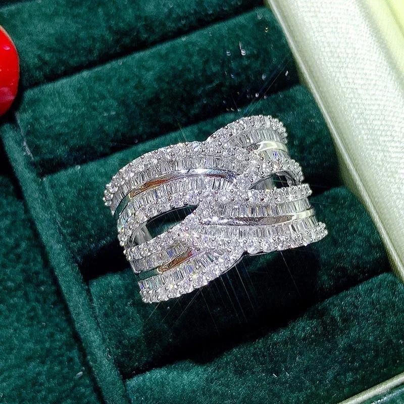 New Bling Women s Wide Rings Full Paved Brilliant CZ Stone Gorgeous Bride Wedding Party Accessory Twist Fashion Zircon 10
New Bling Women s Wide Rings Full Paved Brilliant CZ Stone Gorgeous Bride Wedding Party Accessory Twist Fashion Zircon 10