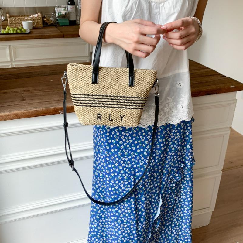 Niche design straw woven tote bag women s large-capacity beach bag seaside vacation style fashionable versatile women s woven bag Small
Niche design straw woven tote bag women s large-capacity beach bag seaside vacation style fashionable versatile women s woven bag Small