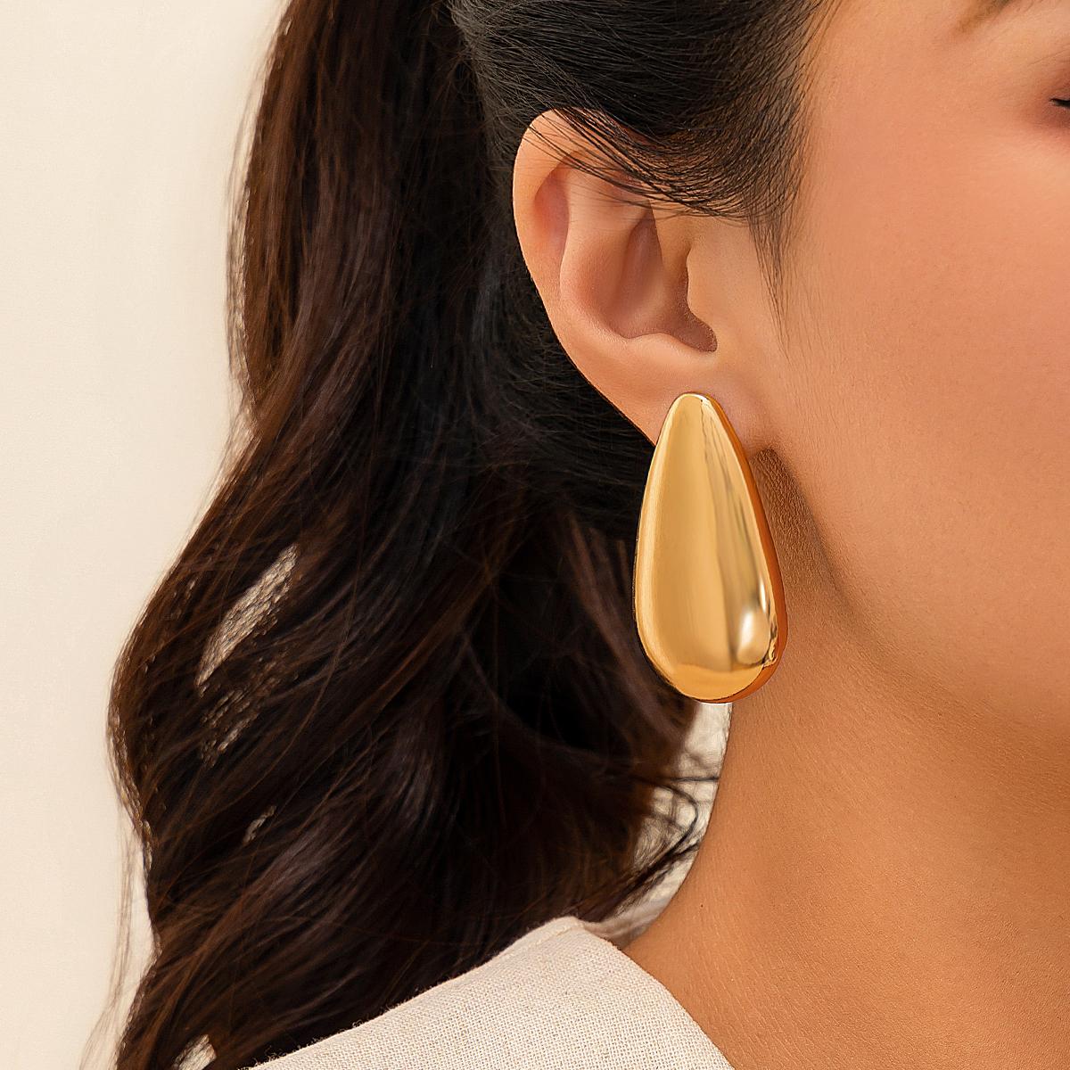 Ingemark Punk Metal Smooth Drop Water Stud Earrings Women Trendy Gold Color Piercing Earring 2026 New Year Party Jewelry Gift
Ingemark Punk Metal Smooth Drop Water Stud Earrings Women Trendy Gold Color Piercing Earring 2026 New Year Party Jewelry Gift