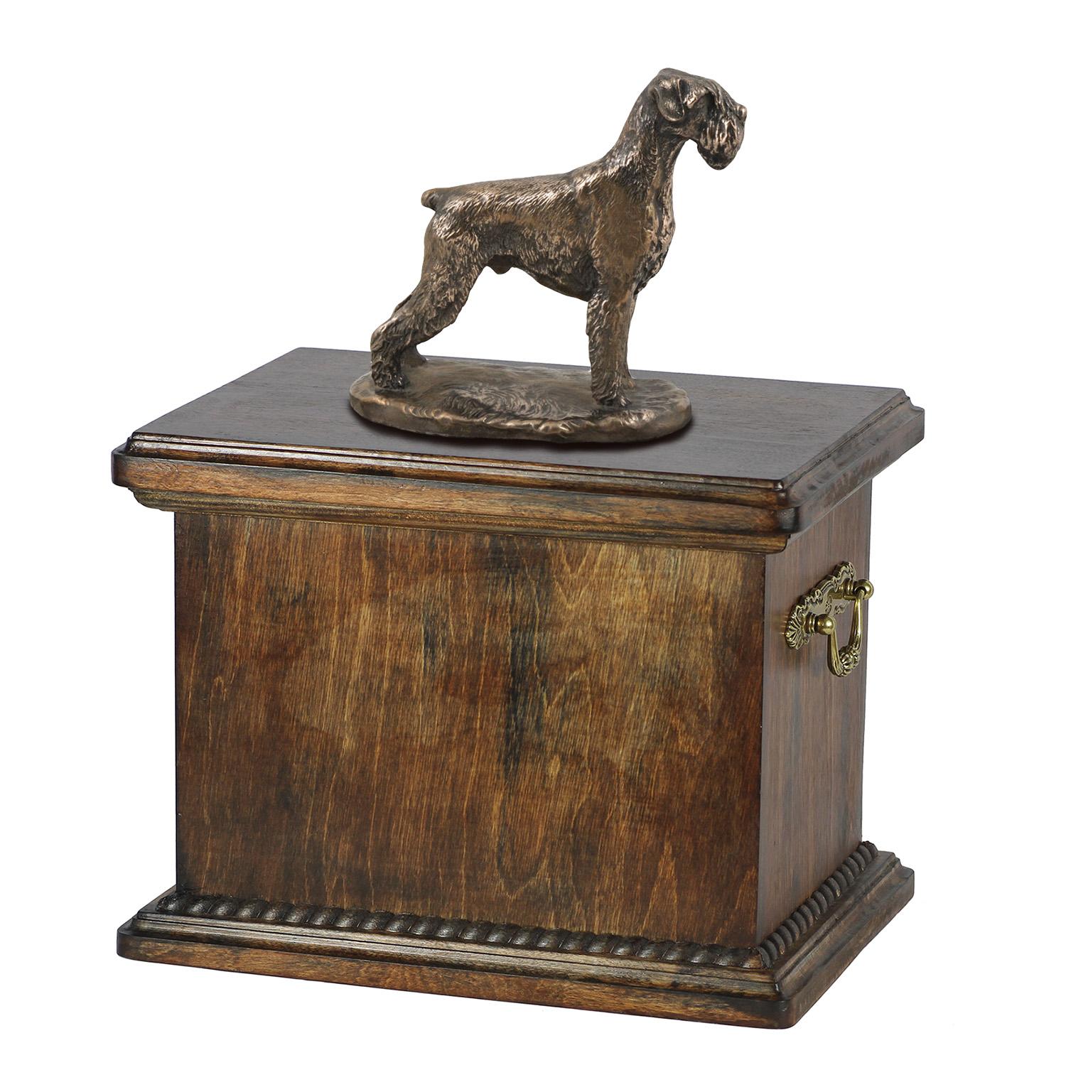 Schnauzer I - urn for the ashes of a dog, urn with a statuette, elegant urn in the classic style of the Art-Dog brand коричневий
Schnauzer I - urn for the ashes of a dog, urn with a statuette, elegant urn in the classic style of the Art-Dog brand коричневий