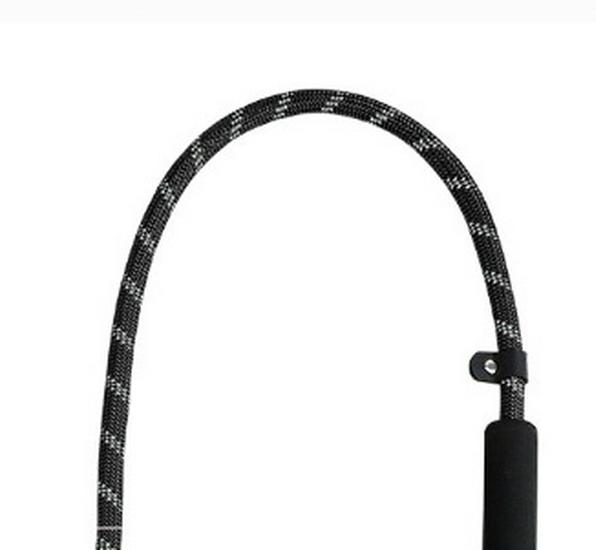 Cross-border Bestseller: Integrated P-Rope Dog Leash for Medium & Large Dogs 1.5m*1.0cm
Cross-border Bestseller: Integrated P-Rope Dog Leash for Medium & Large Dogs 1.5m*1.0cm