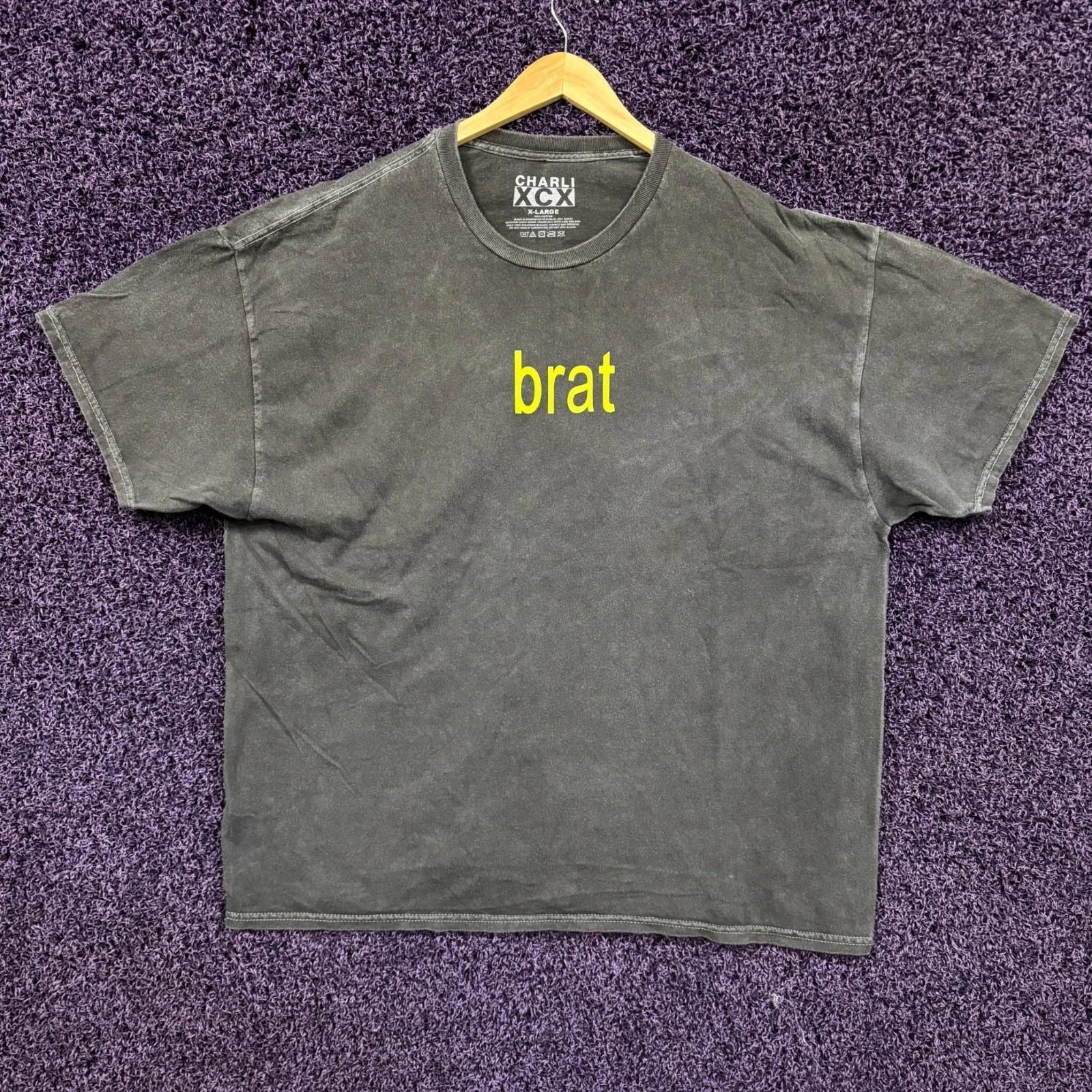 CharliXCX Brat Summer Logo T-shirt size extra large S
CharliXCX Brat Summer Logo T-shirt size extra large S