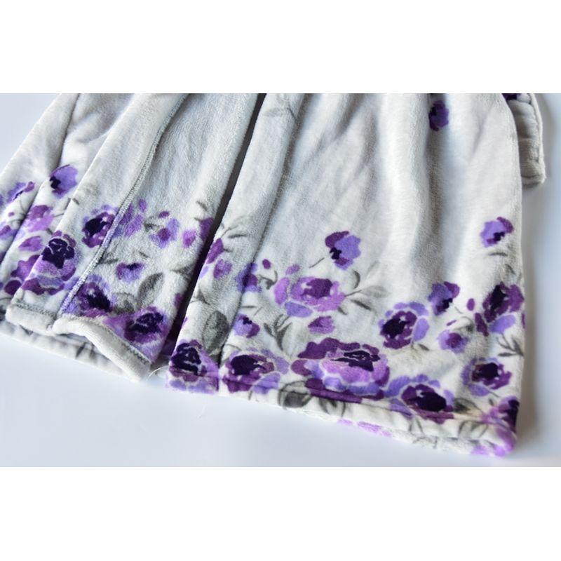 Фланевый халат с длинным рукавом для женщин с милыми цветами для внешней торговли Light Gray + purple flower M
Фланевый халат с длинным рукавом для женщин с милыми цветами для внешней торговли Light Gray + purple flower M