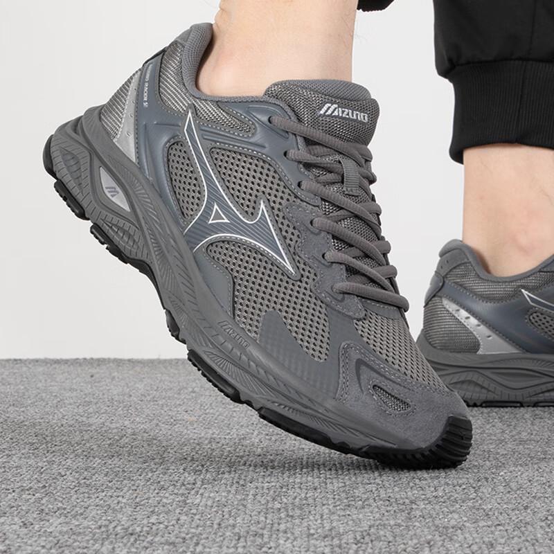MIZUNO Unisex All-Season Road Running Shoes D1GH2235 EU 42.5
MIZUNO Unisex All-Season Road Running Shoes D1GH2235 EU 42.5