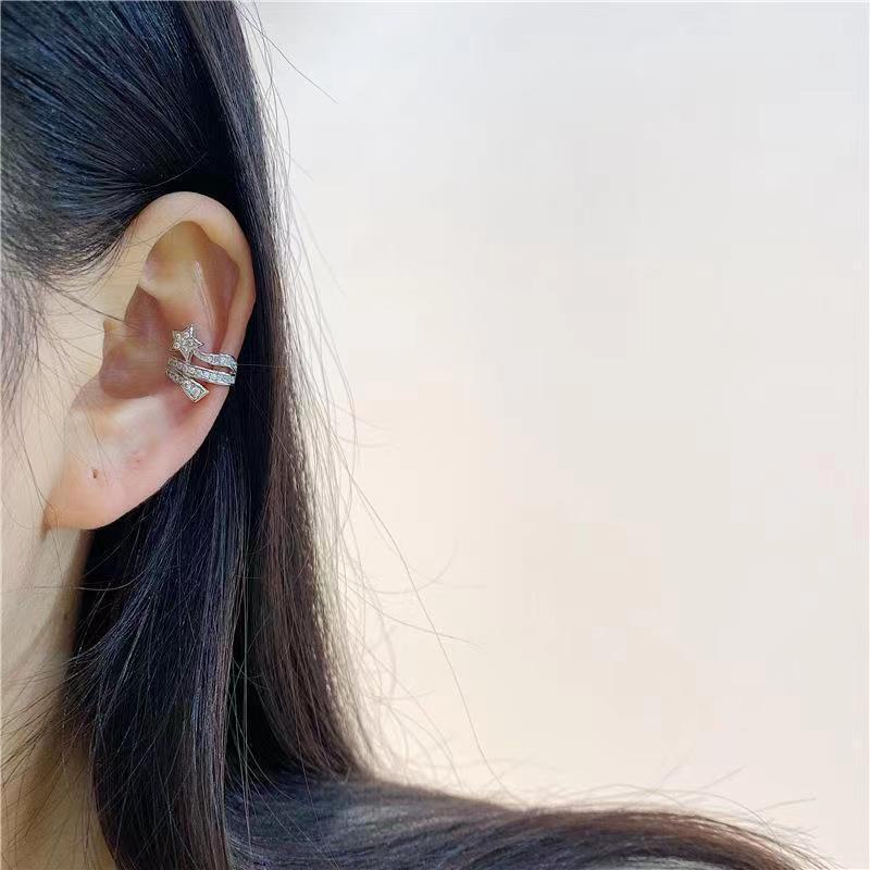 Luxe Star Micro-Diamond Layered Ear Clip - No Piercing Needed Star Multi-layer Ear Cuff
Luxe Star Micro-Diamond Layered Ear Clip - No Piercing Needed Star Multi-layer Ear Cuff