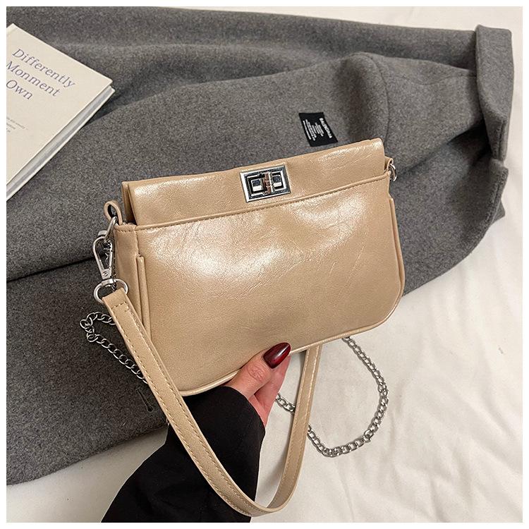 New Women s Bag Chain Messenger Bag Fashion Commuter Small Square Bag хаки
New Women s Bag Chain Messenger Bag Fashion Commuter Small Square Bag хаки