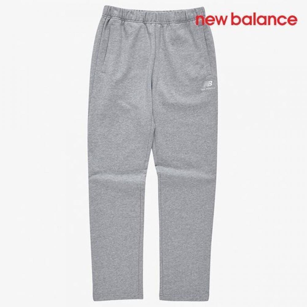 New Balance Half Club Pants Uni Essential Basic H7 Nbmld11013 M
New Balance Half Club Pants Uni Essential Basic H7 Nbmld11013 M