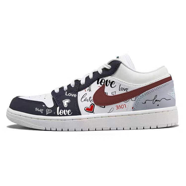 Jordan Air Jordan 1 Abrasion Resistant Low top Vintage Basketball Shoes Men s Black Gray White IO2242-101(Team181-) 40.5
Jordan Air Jordan 1 Abrasion Resistant Low top Vintage Basketball Shoes Men s Black Gray White IO2242-101(Team181-) 40.5