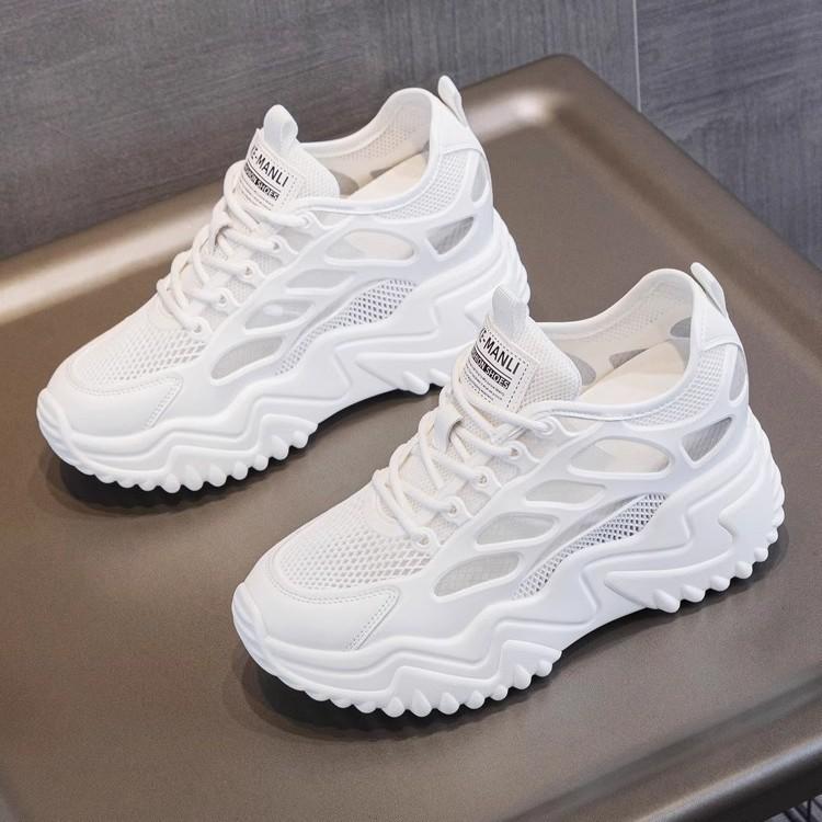 Casual women s shoes breathable mesh dad shoes autumn new lightweight thick-soled small height-increasing sneakers 40 белый
Casual women s shoes breathable mesh dad shoes autumn new lightweight thick-soled small height-increasing sneakers 40 белый