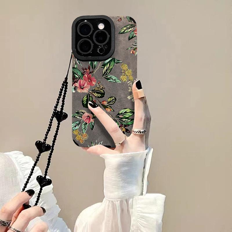 The Chinese-style Green Leaf Flower Chain Is Suitable for Apple 16pro Phone Cases with 15 Suede, 14 Fine-hole Anti-drop, and 13 Silicone 7/8 iphone 16
The Chinese-style Green Leaf Flower Chain Is Suitable for Apple 16pro Phone Cases with 15 Suede, 14 Fine-hole Anti-drop, and 13 Silicone 7/8 iphone 16