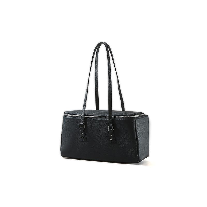 Кожаная женская сумка большой вместимости, кожаная сумка-чехол на голову, горизонтальная квадратная женская сумка, однотонная простая женская сумка через плечо 38*14*18cm чёрный
Кожаная женская сумка большой вместимости, кожаная сумка-чехол на голову, горизонтальная квадратная женская сумка, однотонная простая женская сумка через плечо 38*14*18cm чёрный