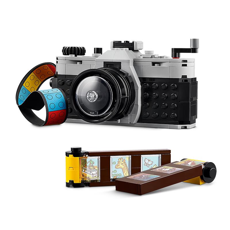 LEGO Creator Retro Camera Building Set
LEGO Creator Retro Camera Building Set