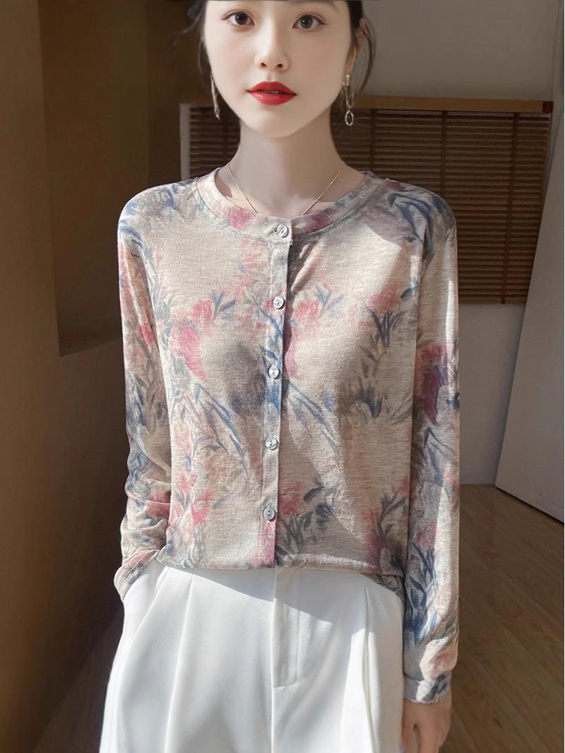 Ink Wash Velvet Lyocell Butterfly & Flower Print Round Neck Long Sleeve Loose Cardigan Top L
Ink Wash Velvet Lyocell Butterfly & Flower Print Round Neck Long Sleeve Loose Cardigan Top L