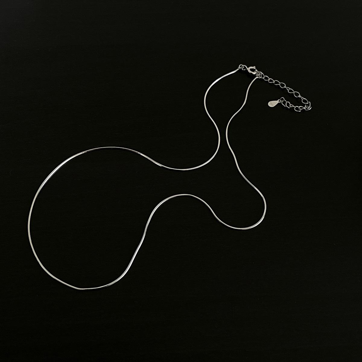 Винтажная цепочка Ins Wind Snake Bone Chain, универсальная, повседневная, стерлингового серебра, женская атмосфера, высокая цепочка на шею, мода 925 silver
Винтажная цепочка Ins Wind Snake Bone Chain, универсальная, повседневная, стерлингового серебра, женская атмосфера, высокая цепочка на шею, мода 925 silver