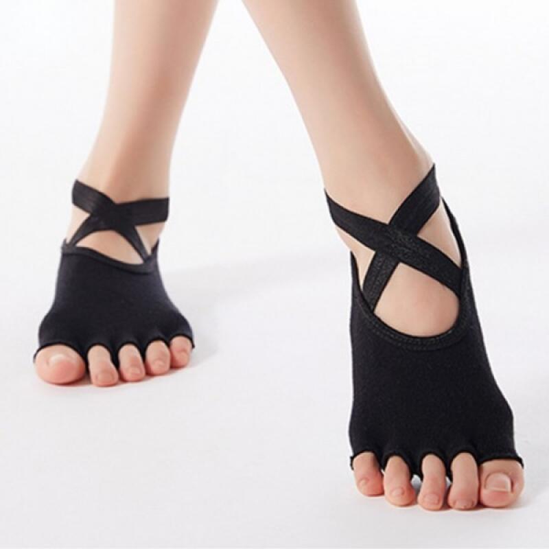 Pilates Toe Socks Non-Slip Cross Band Slippers Purple
Pilates Toe Socks Non-Slip Cross Band Slippers Purple