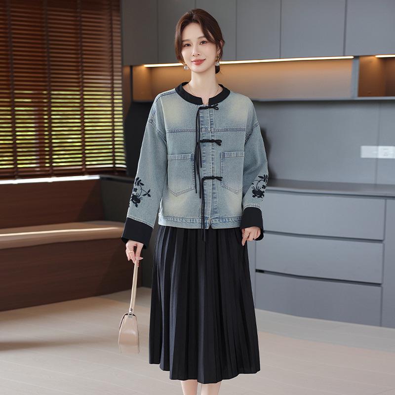 Elegant New Chinese Style Spring Dress & Jacket Set for Mothers XL (45-53 kg) синий
Elegant New Chinese Style Spring Dress & Jacket Set for Mothers XL (45-53 kg) синий