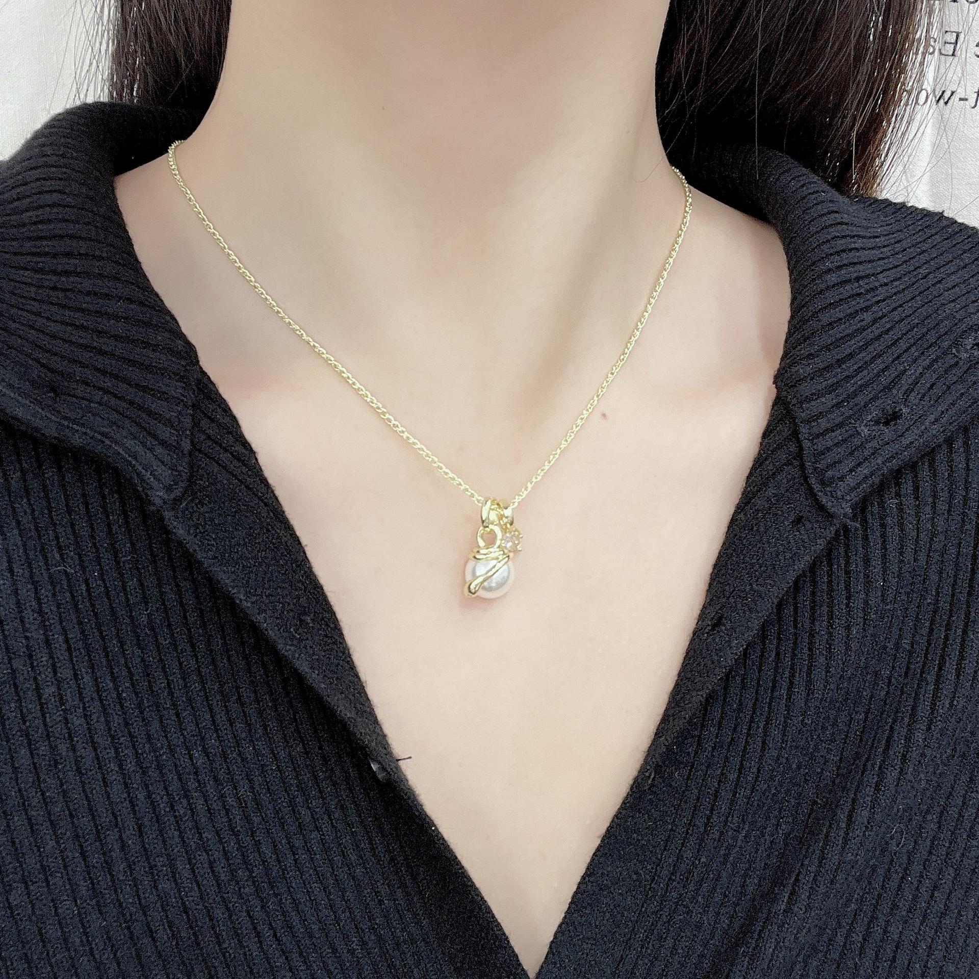 2024 Высококачественное легкое роскошное ожерелье в виде змеи для женщин: Универсальный, нежный, холодный стиль N1450, Snake Pearl Zircon Necklace золотой
2024 Высококачественное легкое роскошное ожерелье в виде змеи для женщин: Универсальный, нежный, холодный стиль N1450, Snake Pearl Zircon Necklace золотой