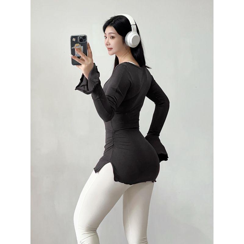 Mid Length Long Length Bottoming Shirt Bell Sleeve Silm Yoga T-shirt Sexy Workout Long Sleeve Casual Sports Top Women s Bag Hip Gray L
Mid Length Long Length Bottoming Shirt Bell Sleeve Silm Yoga T-shirt Sexy Workout Long Sleeve Casual Sports Top Women s Bag Hip Gray L