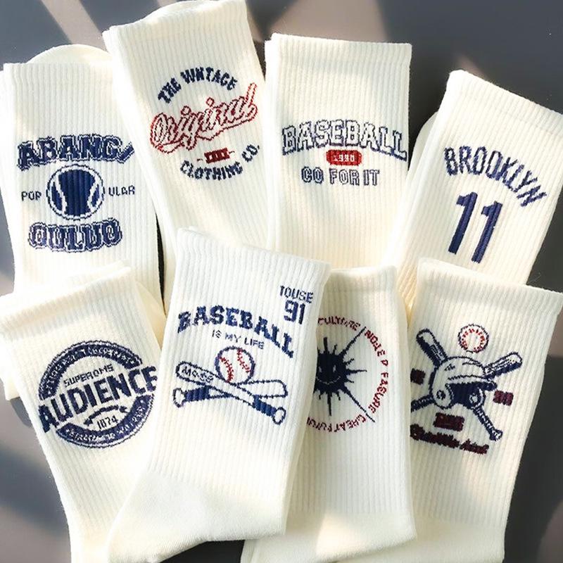 Men s Mid-Calf Cross-Border White Socks - Versatile for Spring, Autumn, and Winter, Ideal for Baseball and Basketball No. 7
Men s Mid-Calf Cross-Border White Socks - Versatile for Spring, Autumn, and Winter, Ideal for Baseball and Basketball No. 7