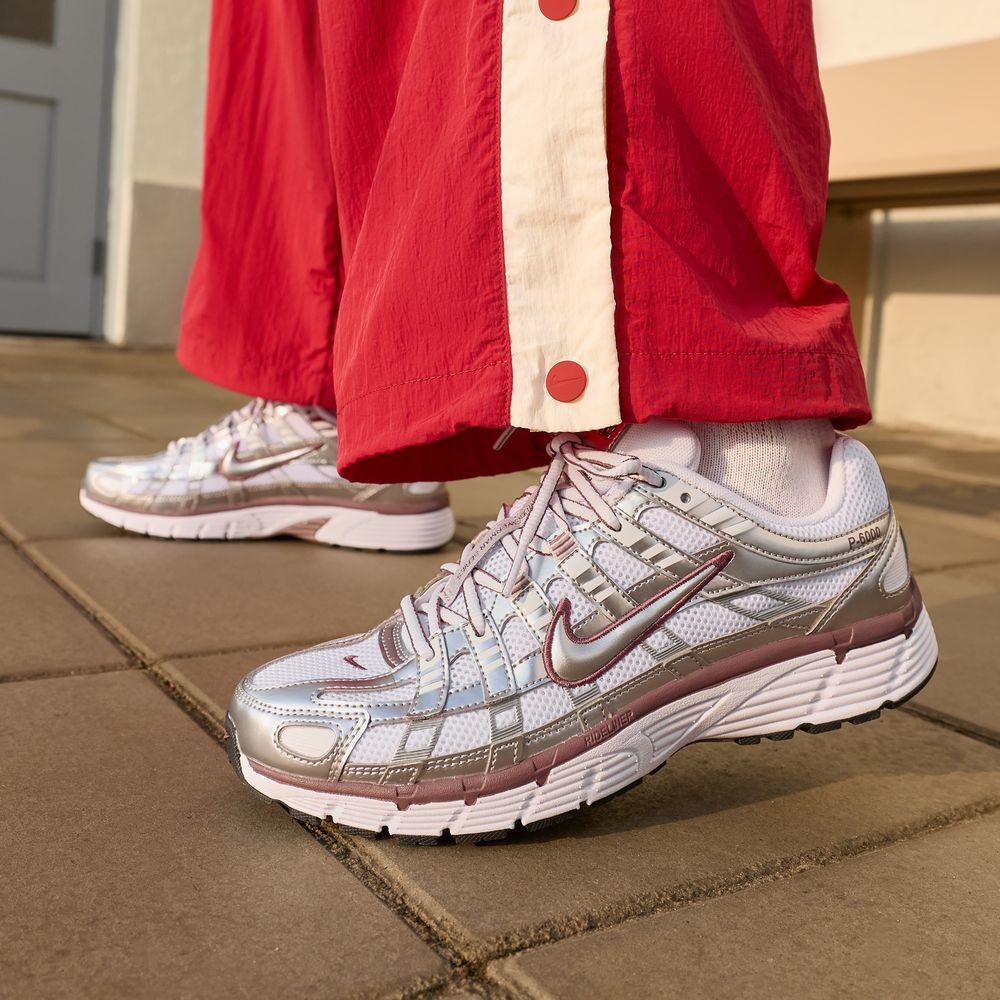 Nike P-6000 White Metallic Silver Tattoo (Women s) 38
Nike P-6000 White Metallic Silver Tattoo (Women s) 38