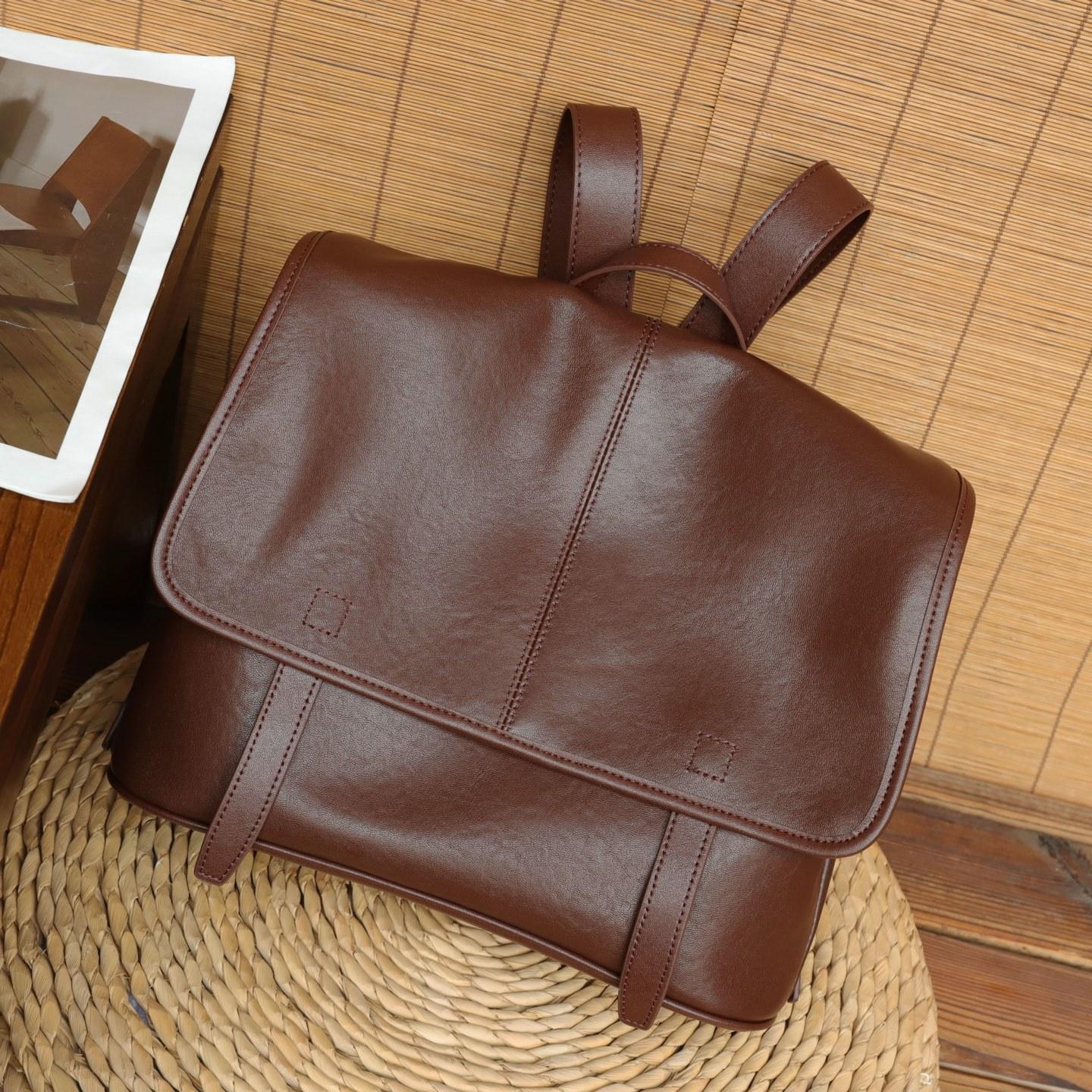 First Layer Cowhide Backpack Horizontal Casual Retro Mailman Bag Versatile Commuter Large Capacity Backpack Leater коричневый
First Layer Cowhide Backpack Horizontal Casual Retro Mailman Bag Versatile Commuter Large Capacity Backpack Leater коричневый