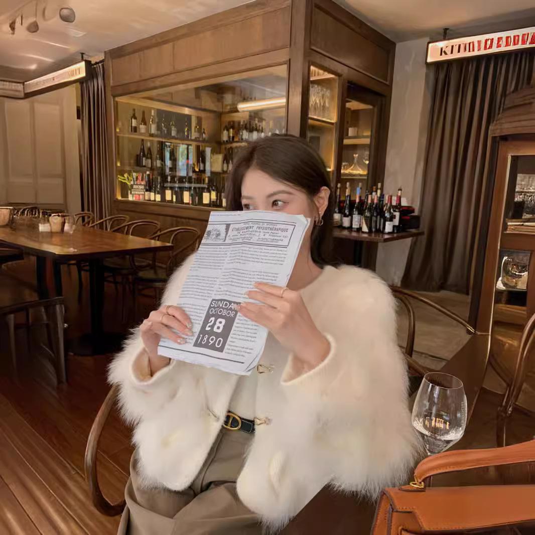 Early Winter Diary 2024 Winter Classic Hot Sale Fresh Sweet Wind Fox Fur Coat, Cute Woman Cute and Cost-effective S білий
Early Winter Diary 2024 Winter Classic Hot Sale Fresh Sweet Wind Fox Fur Coat, Cute Woman Cute and Cost-effective S білий