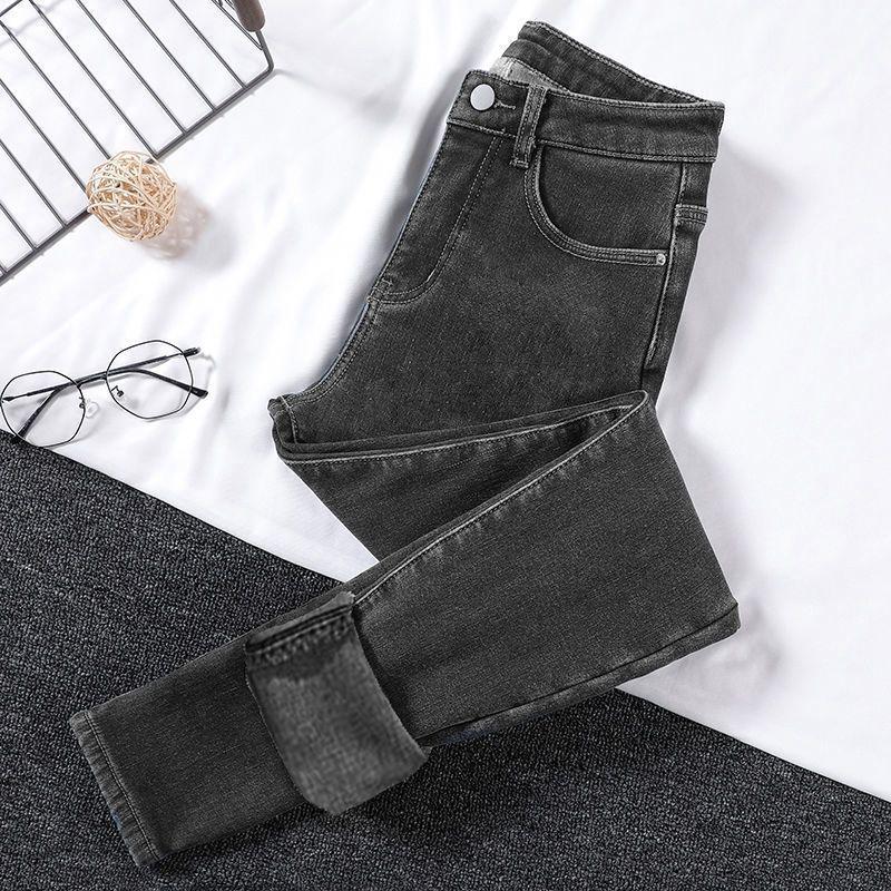Women s High-Waisted Velvet-Lined Skinny Jeans: Slimming, Elastic, Warm, and Ideal for Spring, Autumn, and Winter Outdoor Wear. Size 29
Women s High-Waisted Velvet-Lined Skinny Jeans: Slimming, Elastic, Warm, and Ideal for Spring, Autumn, and Winter Outdoor Wear. Size 29