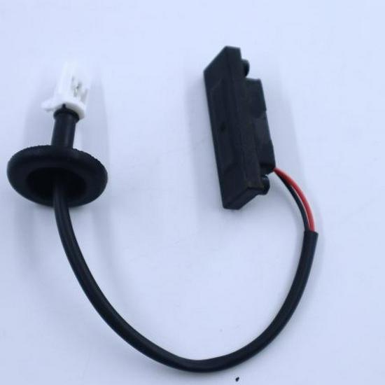 Suitable Hyundai Verna Trunk Release & Tailgate Switch - Part #812601R000, 81260-1R000 other
Suitable Hyundai Verna Trunk Release & Tailgate Switch - Part #812601R000, 81260-1R000 other
