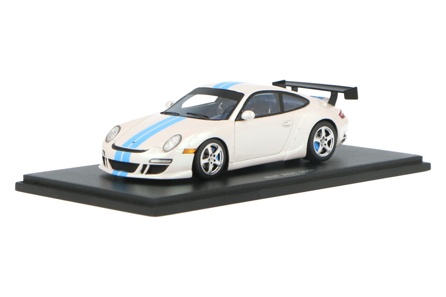 Spark RUF RGT 06 Серебристая модель 1/43 P. (S0716) белый
Spark RUF RGT 06 Серебристая модель 1/43 P. (S0716) белый