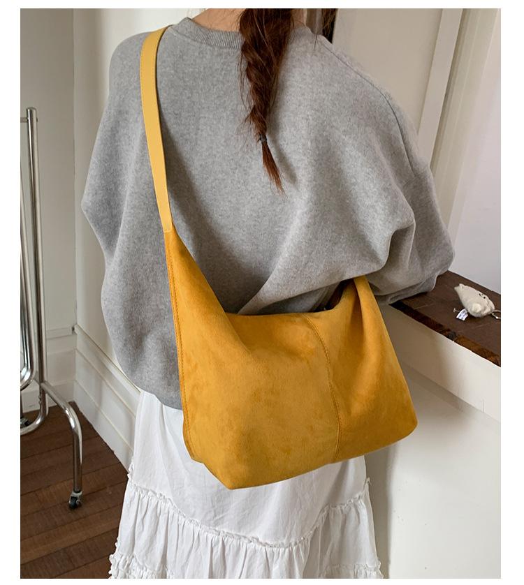 Cross Border New Large Capacity Suede Tote Bag Casual and Versatile Single Shoulder Bag Trendy Underarm Bag жовтий
Cross Border New Large Capacity Suede Tote Bag Casual and Versatile Single Shoulder Bag Trendy Underarm Bag жовтий