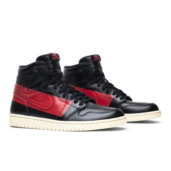 Air Jordan 1 Retro High OG Couture BQ6682-006 EU 41 чорний
Air Jordan 1 Retro High OG Couture BQ6682-006 EU 41 чорний