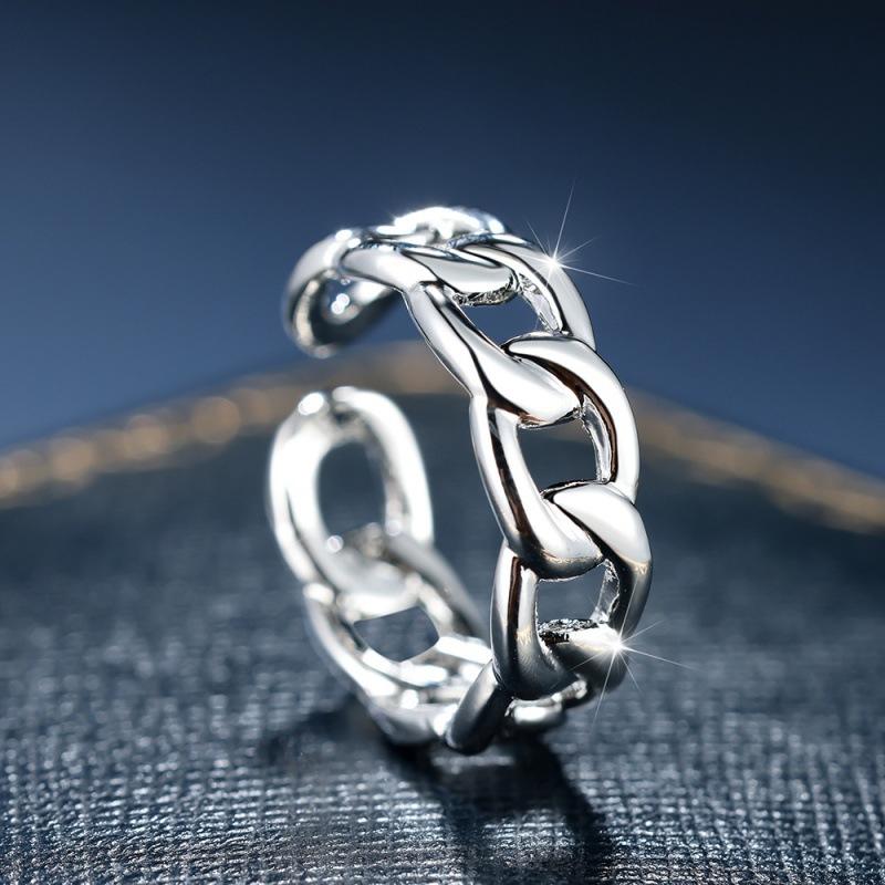 Creative fashion gold hollow smooth chain twist opening ring female simple серебряный
Creative fashion gold hollow smooth chain twist opening ring female simple серебряный