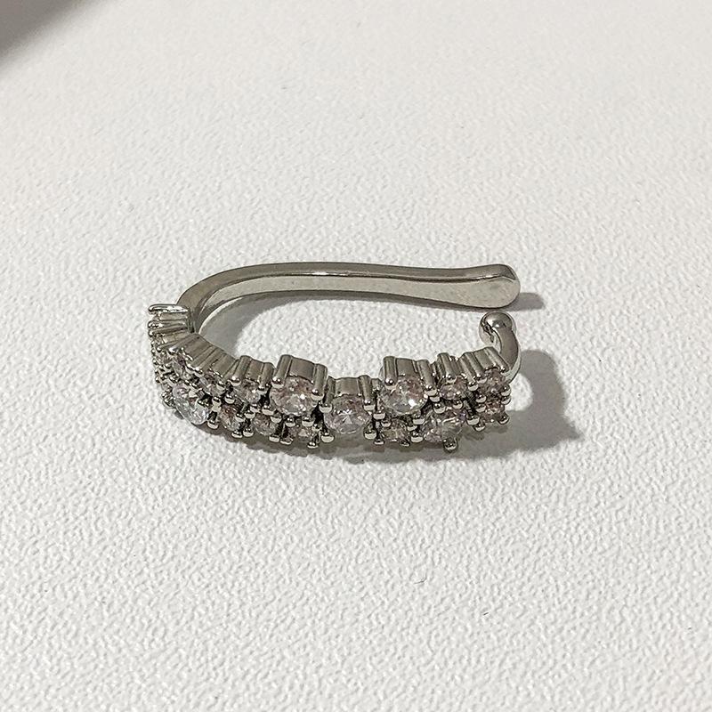 JMXD-Premium Flash Diamond French Ear Sword Clip No Ear Piercing Women Ear Sword Super Fairy Ear Sword Slim Cold Wind Simple Ears
JMXD-Premium Flash Diamond French Ear Sword Clip No Ear Piercing Women Ear Sword Super Fairy Ear Sword Slim Cold Wind Simple Ears