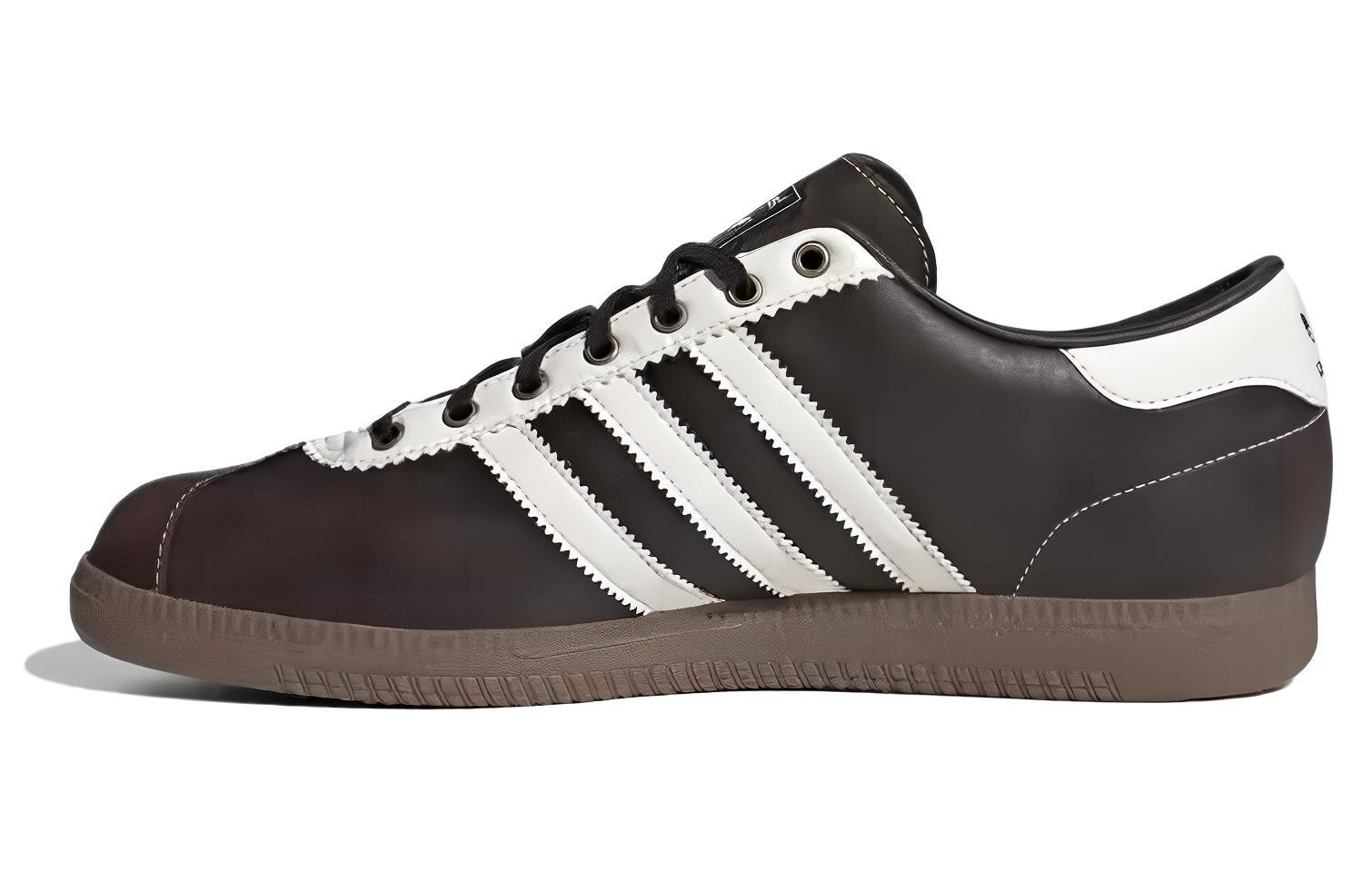 Adidas Bern GORE TEX® Sneakers Women s IF3800 47⅓
Adidas Bern GORE TEX® Sneakers Women s IF3800 47⅓
