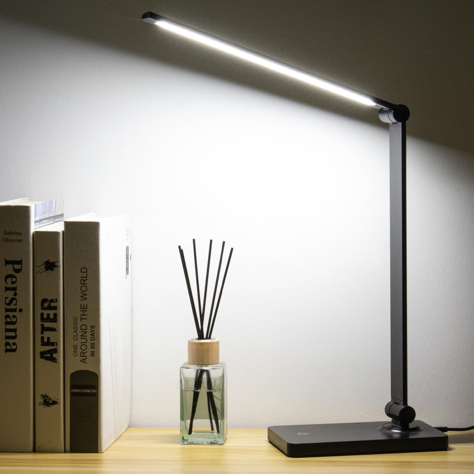 Desk Light LED Desk Lamp Stand Light 3 Levels Dimming with AC Adapter Fashion Eye Protection High Brightness Touch Sensor Adjustment Reading Desk Lamp чёрный
Desk Light LED Desk Lamp Stand Light 3 Levels Dimming with AC Adapter Fashion Eye Protection High Brightness Touch Sensor Adjustment Reading Desk Lamp чёрный