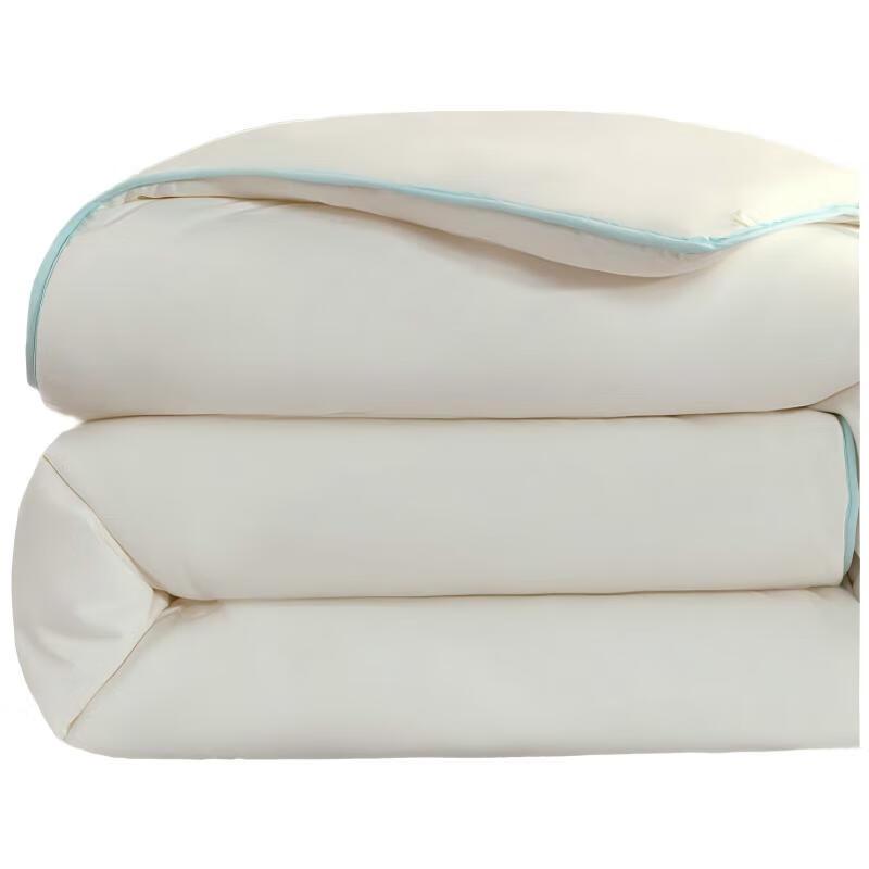Muji Class A Skin-Friendly Four-Season Quilt
Muji Class A Skin-Friendly Four-Season Quilt