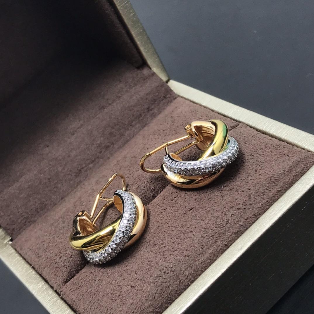 Серьги-кольца из серебра 925 пробы с бриллиантами, покрытые розовым золотом 18 карат
Серьги-кольца из серебра 925 пробы с бриллиантами, покрытые розовым золотом 18 карат