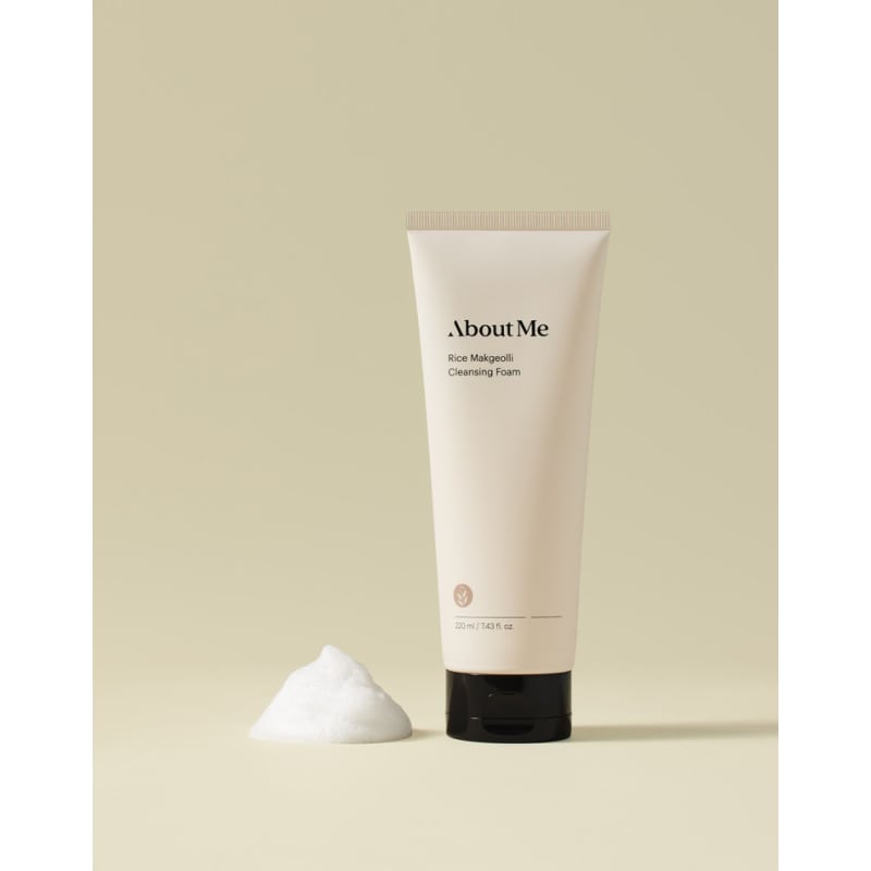Рисовый макколи очищающая пенка 220 мл
Рисовый макколи очищающая пенка 220 мл