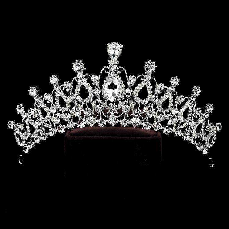 Luxury Bridal Crown Headpiece - European & American Wedding Accessories for Brides & Queens серебряный
Luxury Bridal Crown Headpiece - European & American Wedding Accessories for Brides & Queens серебряный