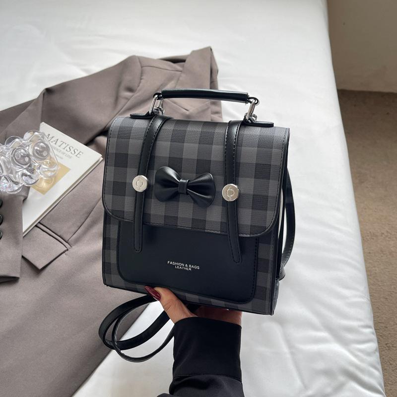 Маленькая свежая девочка клетчатая сумка новая нишевая сумка через плечо на одно плечо многоцелевой рюкзак на двойном плече маленький чёрный
