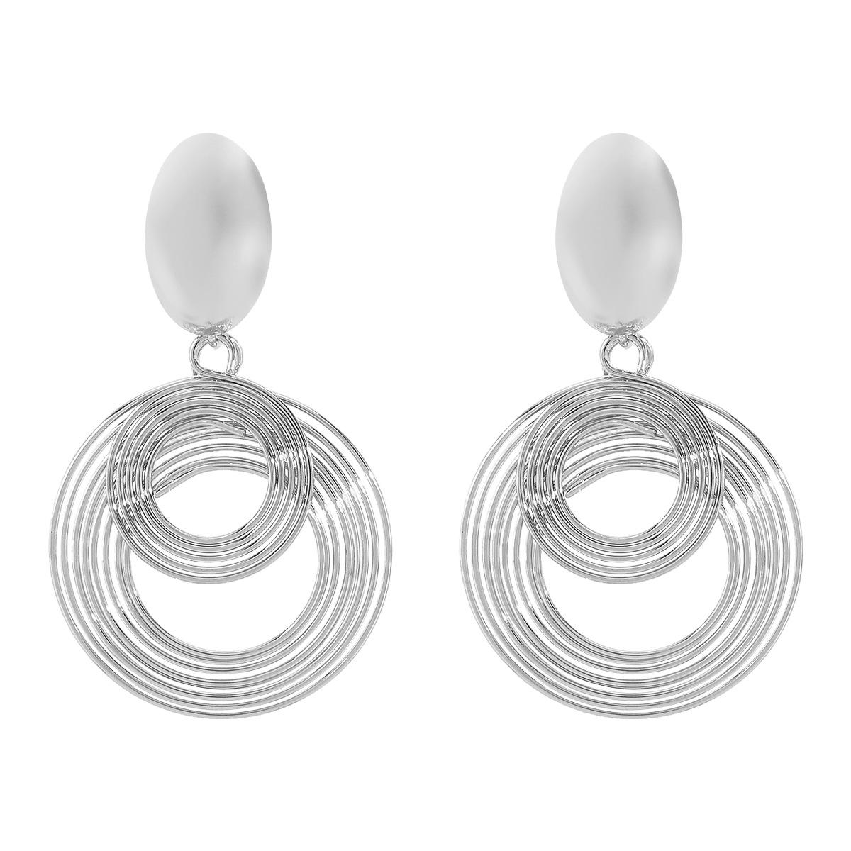 Модні сережки-краплі для жіночих прикрас срібний
Модні сережки-краплі для жіночих прикрас срібний