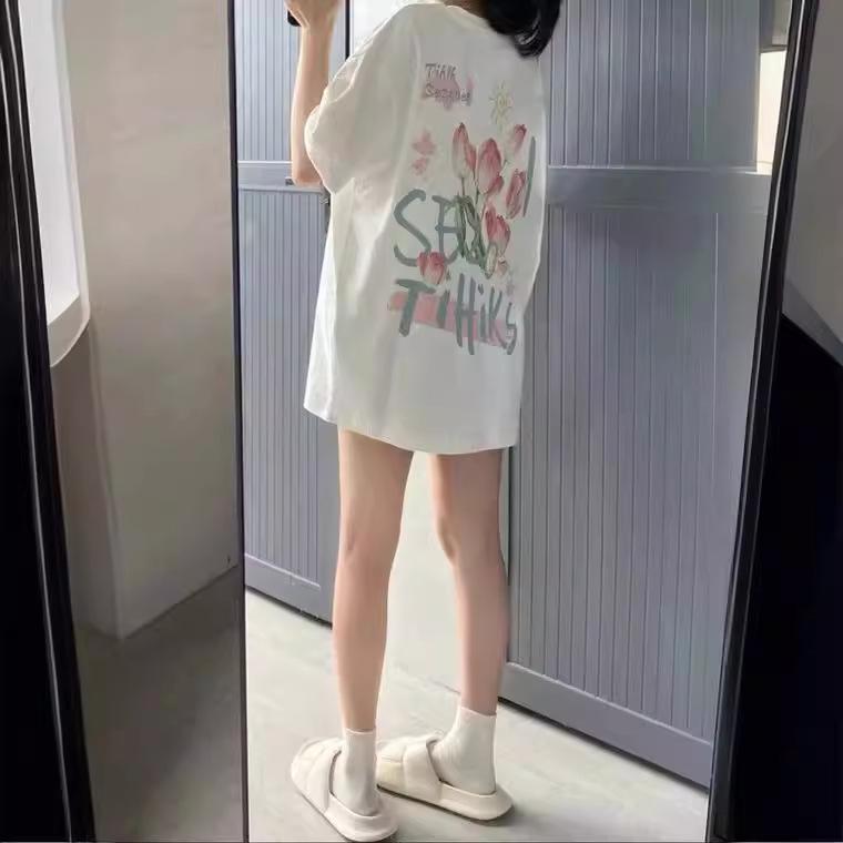 Design sense niche short-sleeved T-shirt women s summer American retro oversizet loose lazy versatile half-sleeved top XXXL чорний
Design sense niche short-sleeved T-shirt women s summer American retro oversizet loose lazy versatile half-sleeved top XXXL чорний