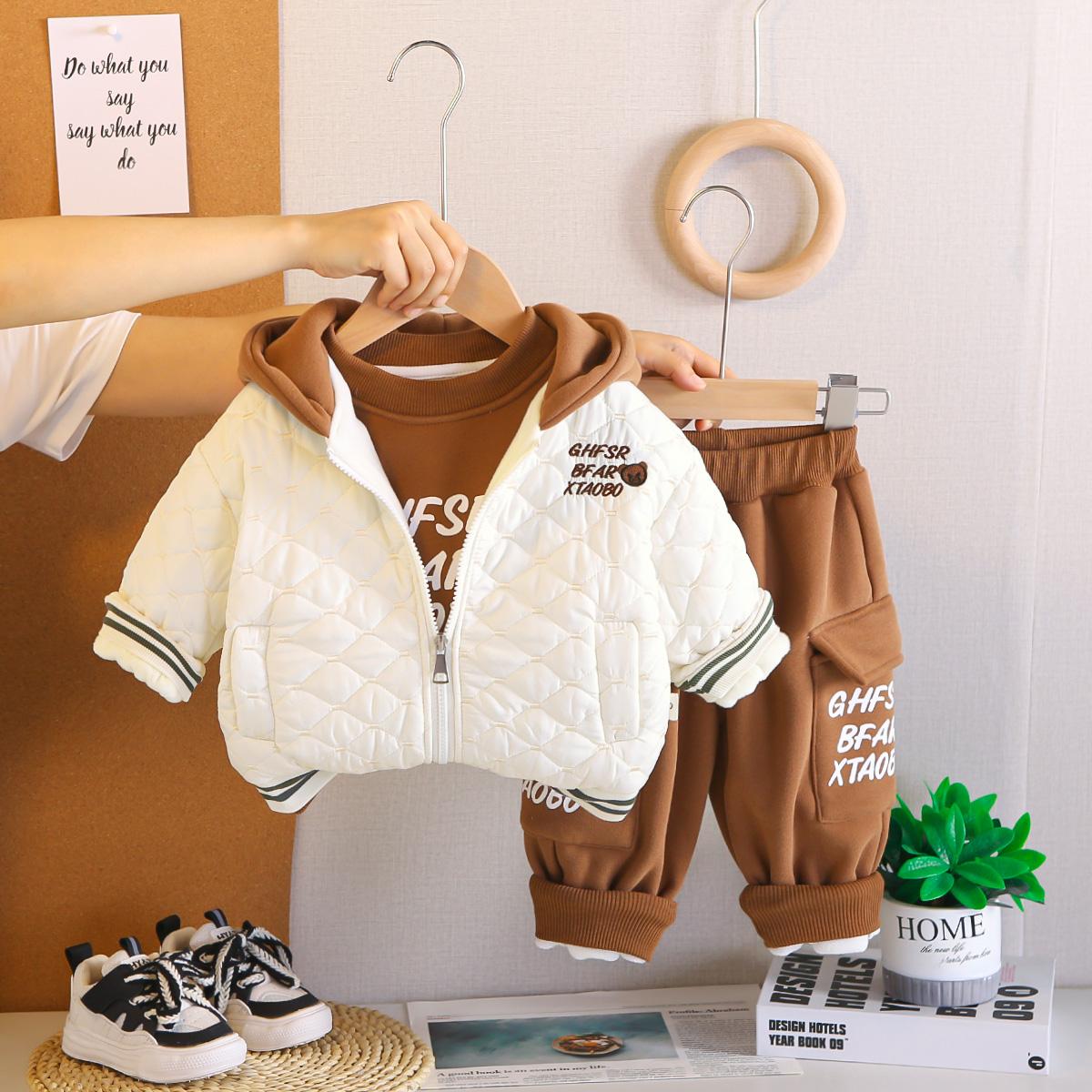 Комплект из 3 предметов с длинным рукавом для мальчиков 0-5 лет, Детский зимний велюровый теплый хлопковый костюм, Куртка с принтом плюшевого мишки XXL бежевый
Комплект из 3 предметов с длинным рукавом для мальчиков 0-5 лет, Детский зимний велюровый теплый хлопковый костюм, Куртка с принтом плюшевого мишки XXL бежевый