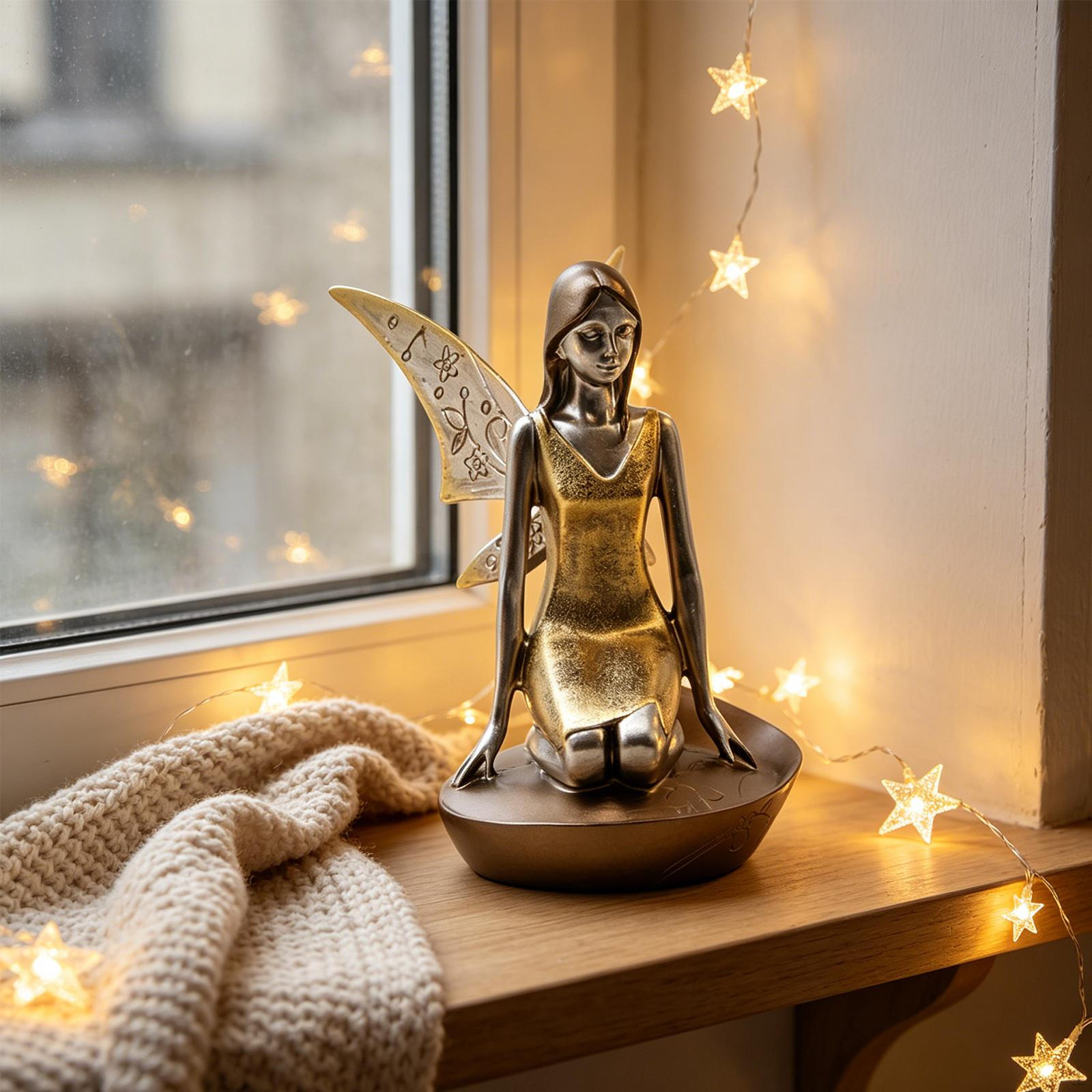 Statue Decorative Figurine Collectible Tabletop Ornament Modern Figure Sculpture for Entrance Desk
Statue Decorative Figurine Collectible Tabletop Ornament Modern Figure Sculpture for Entrance Desk