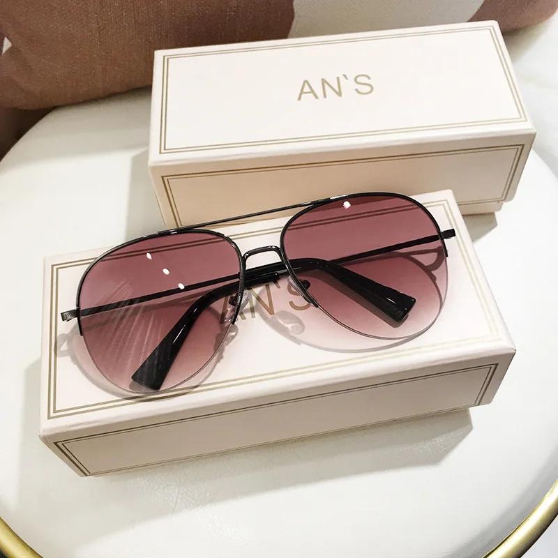 Fashion Gradient Sunglasses For Men Big Frame Pilot Sun Glasses Brand Design Anti-Reflective Glasses 1PC
Fashion Gradient Sunglasses For Men Big Frame Pilot Sun Glasses Brand Design Anti-Reflective Glasses 1PC