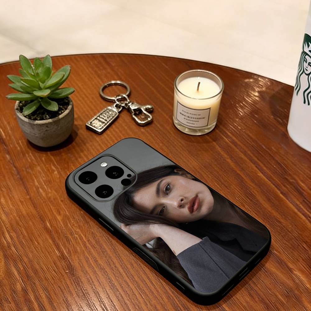 Singer Gracie Abrams Phone Case For iPhone 17,16,15,14,13,12,11 Plus,Pro Max,XS,Soft Silicone Black Cover iPhone14Plus
Singer Gracie Abrams Phone Case For iPhone 17,16,15,14,13,12,11 Plus,Pro Max,XS,Soft Silicone Black Cover iPhone14Plus