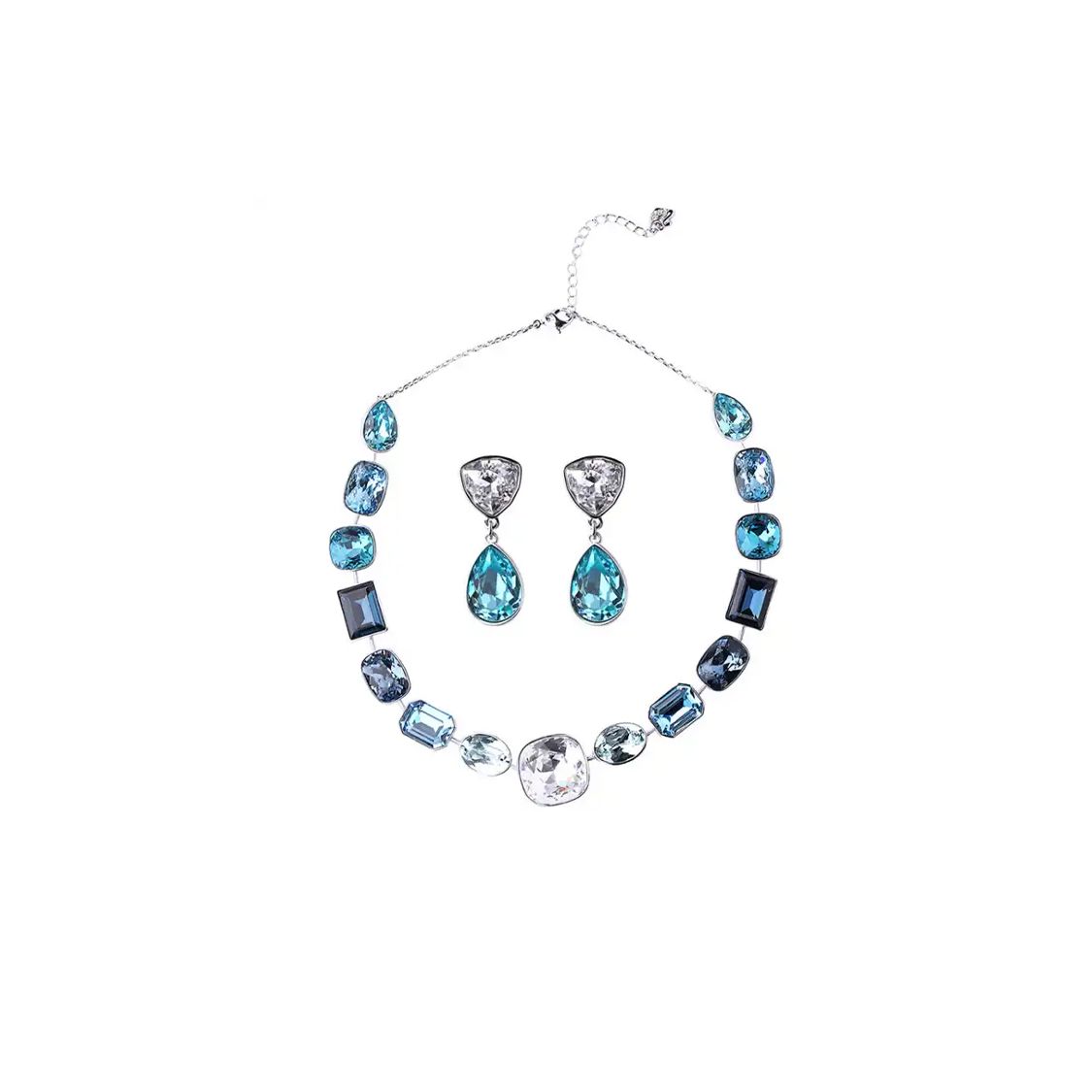 Swarovski Blue Necklace And Earring Set Women Jewelry 5195426 Blue,F
Swarovski Blue Necklace And Earring Set Women Jewelry 5195426 Blue,F