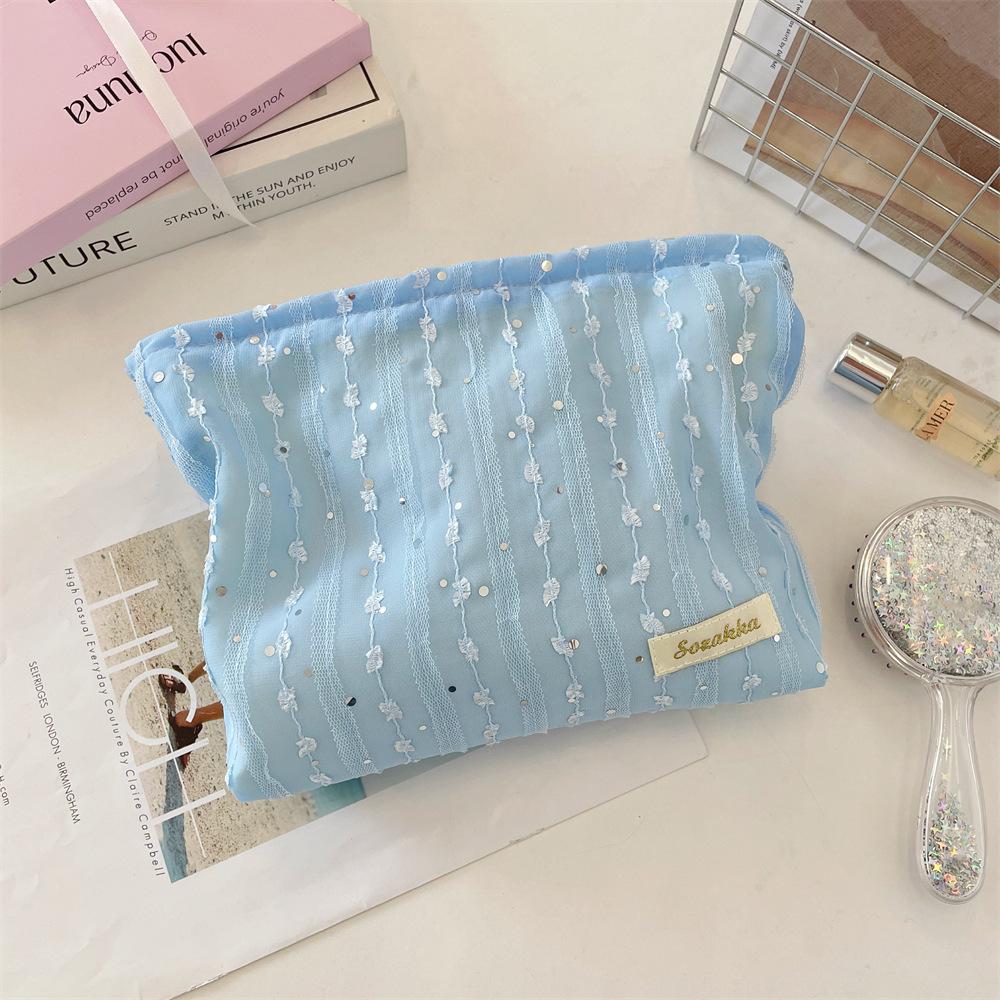 Мереживна сумка-клатч з паєтками, свіжа косметичка, портативна сумка для зберігання дрібниць, червоний конверт на рот, дорожнє зберігання синій
Мереживна сумка-клатч з паєтками, свіжа косметичка, портативна сумка для зберігання дрібниць, червоний конверт на рот, дорожнє зберігання синій